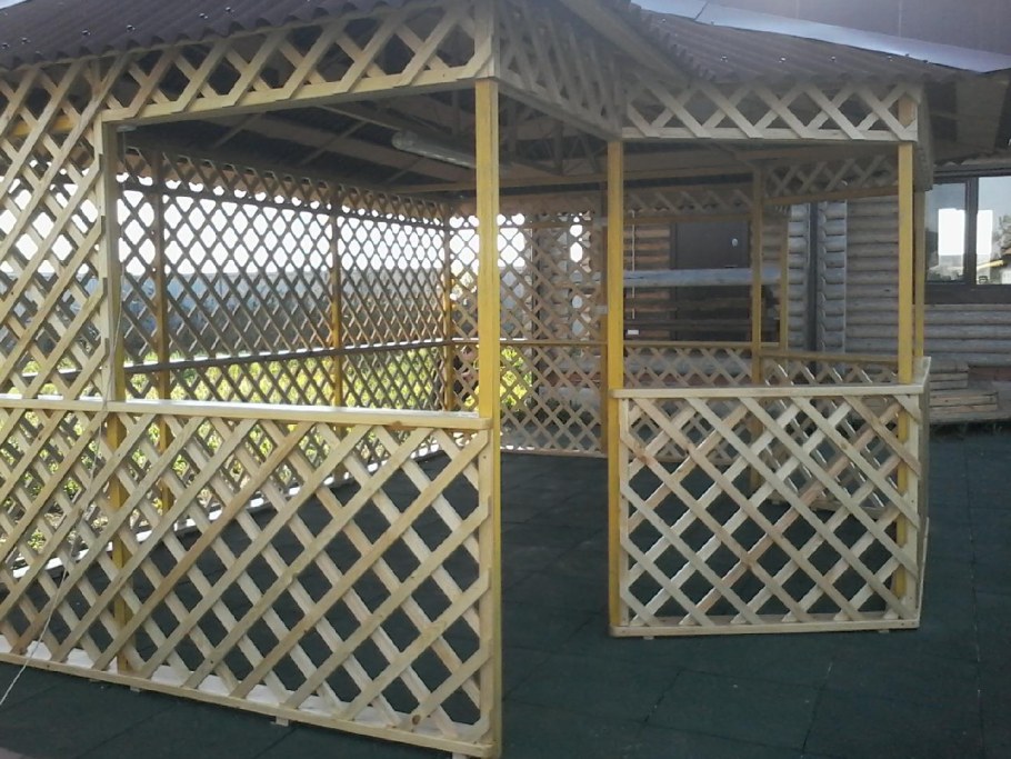 Шпалера пергола веранда кирпичная