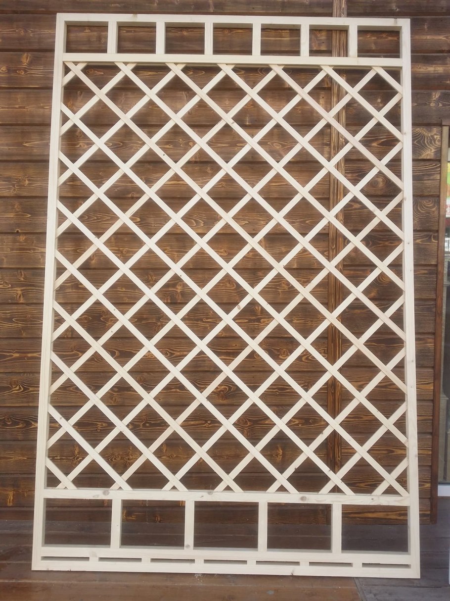 Деревянная обрешетка для беседки