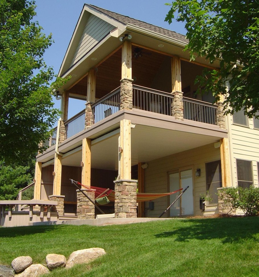 Двухэтажная веранда