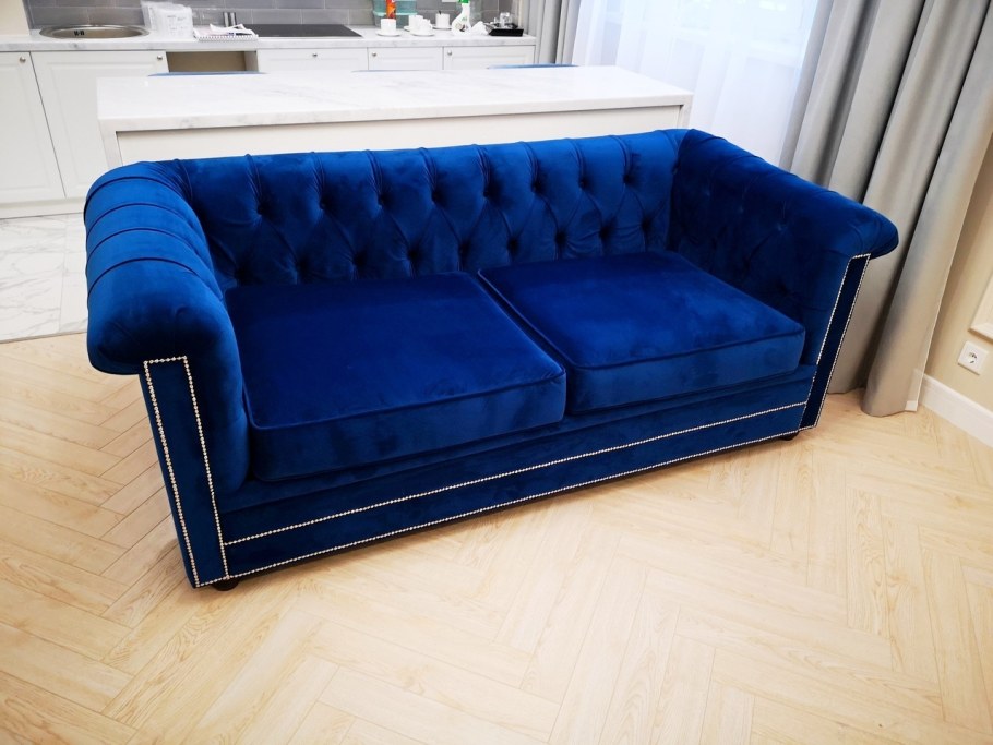 Изголовье кровати