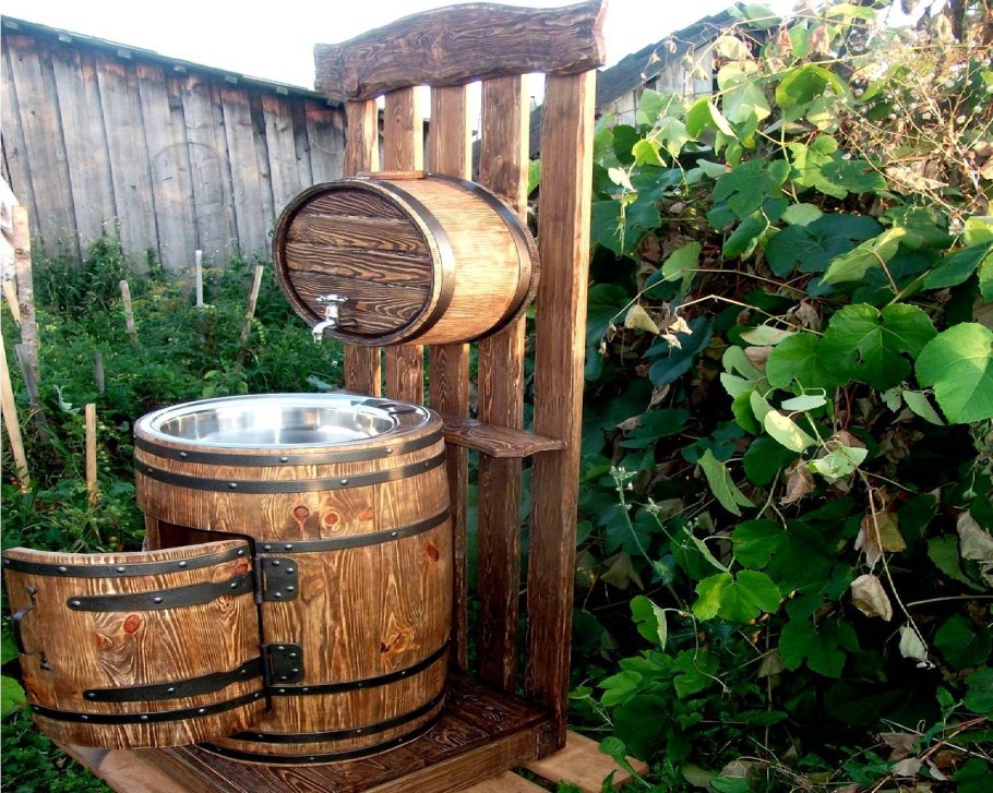 Уличный умывальник