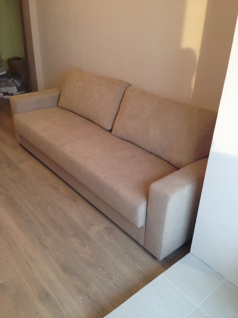 Роджер Plain диван