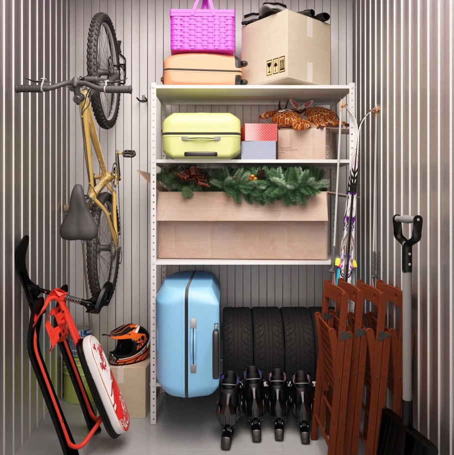 Хранение вещей в кладовке