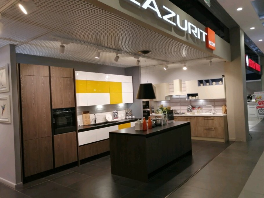 Кухни фабрики лазурит