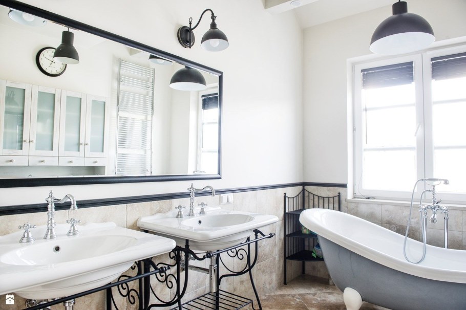 Свечи в интерьере ванной