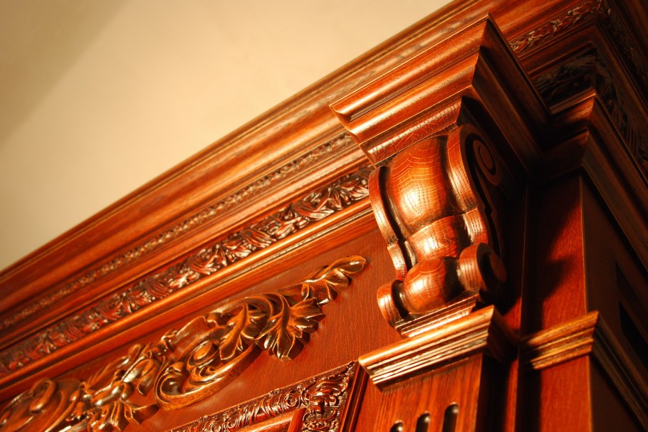 Настенный карниз для натяжного потолка