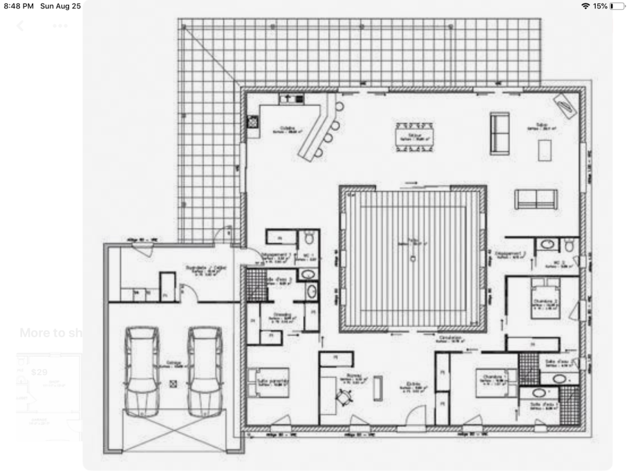 Планировка здания с внутренним двориком