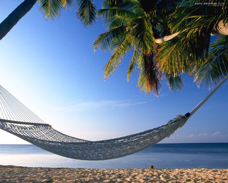 Гамак на пляже