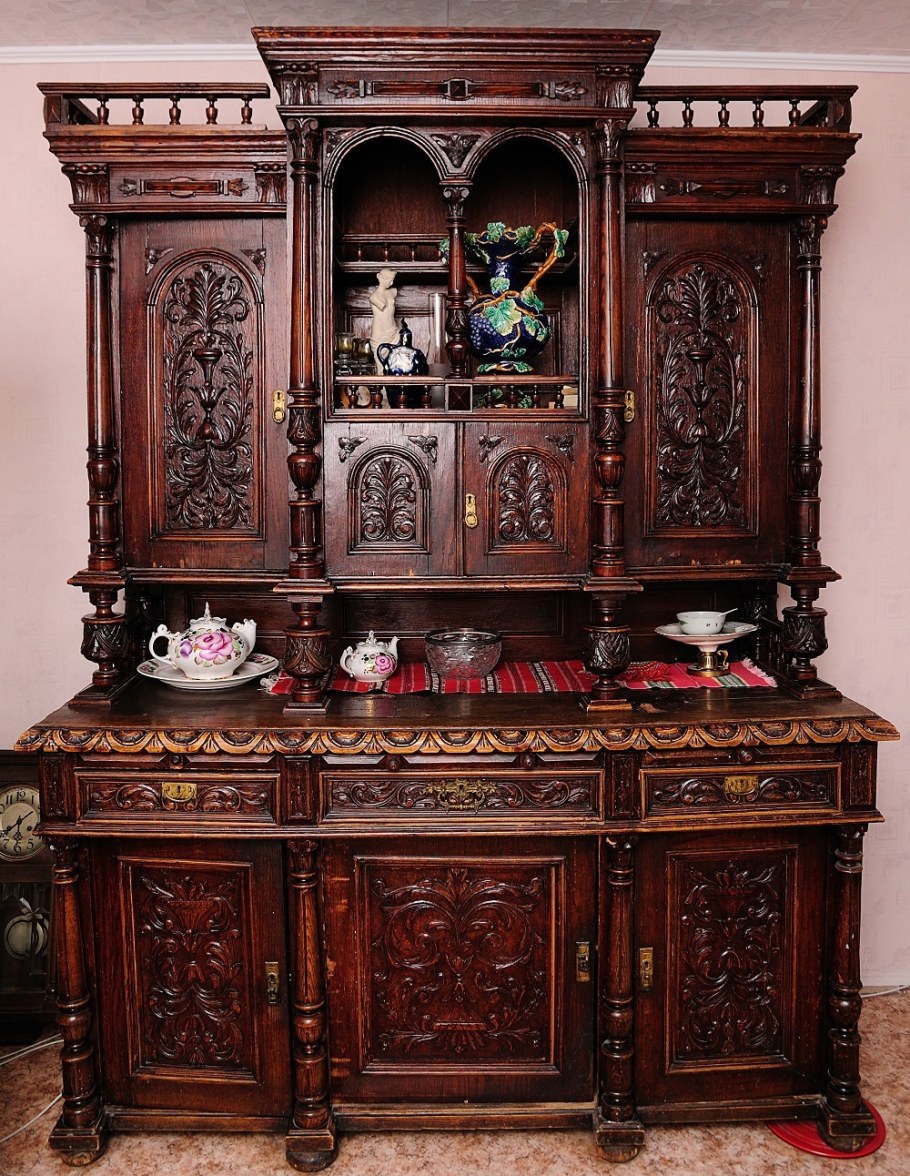 Перекраска шкаф Хельга