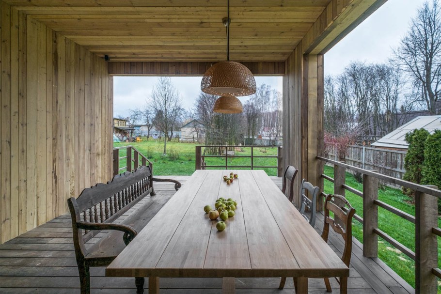 Плитка на летнюю веранду