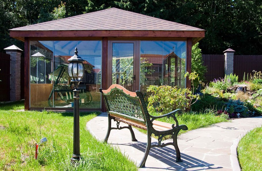 Безрамное остекление перголы