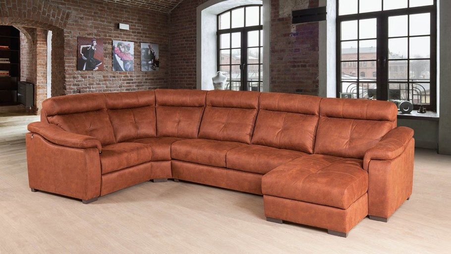 Диван из потертой замши