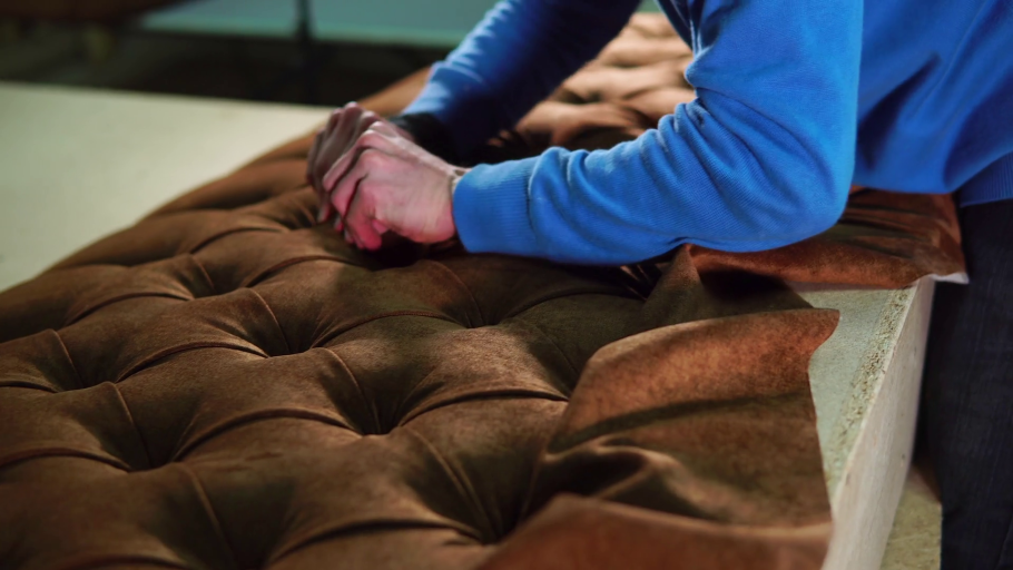 Обшивка дивана