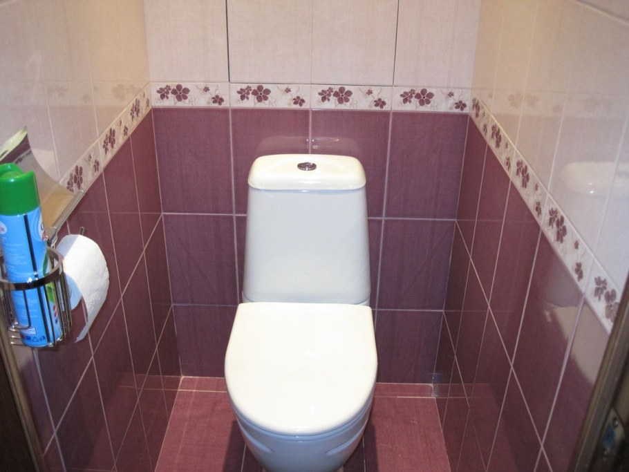 Туалет в квартире обычный