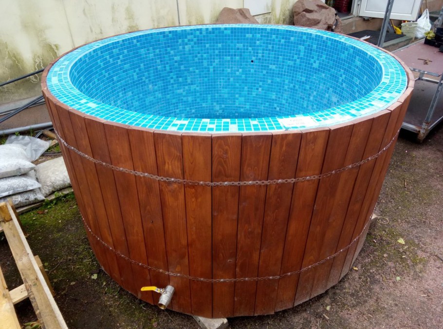 Купель из бетонного кольца с подогревом