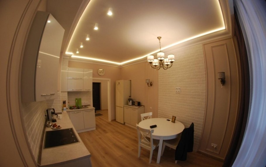 Монтажник натяжных потолков