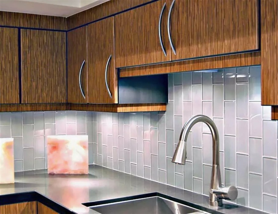 Отделка фартука на кухне