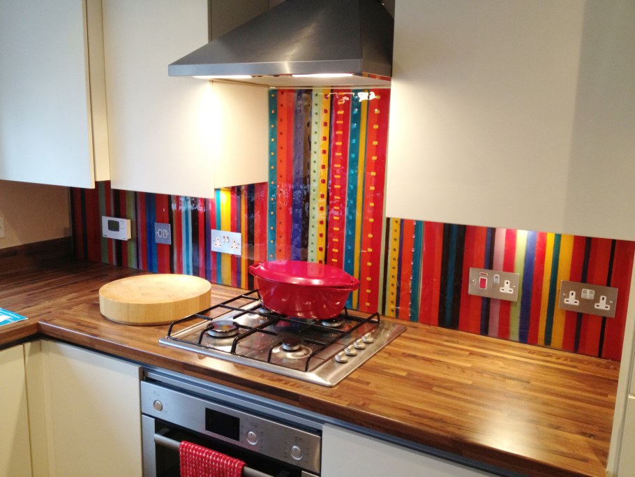 Разноцветная кухня
