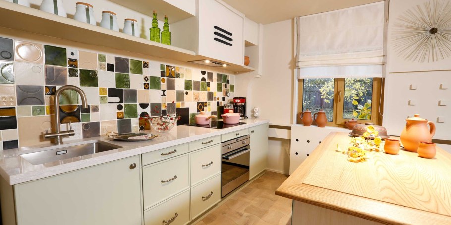 Оригинальные фартуки для кухни