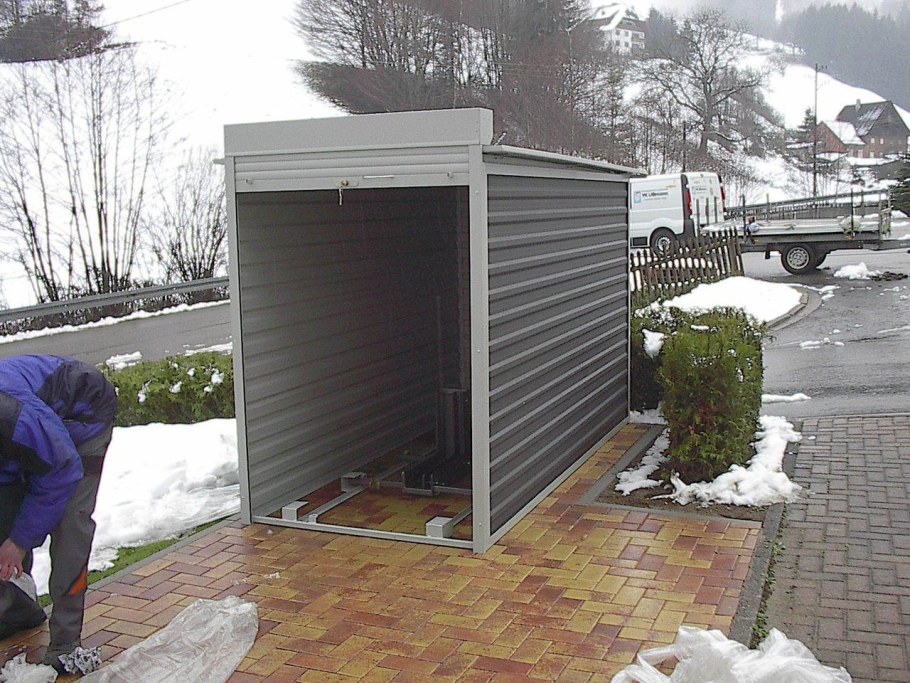 Современный хозблок для дачи