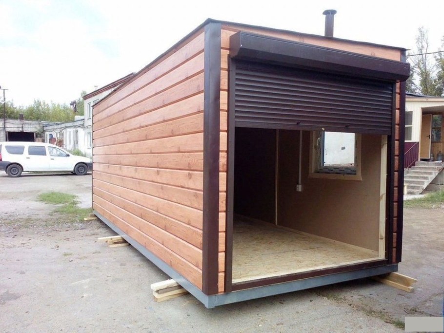 Гараж из бытовок