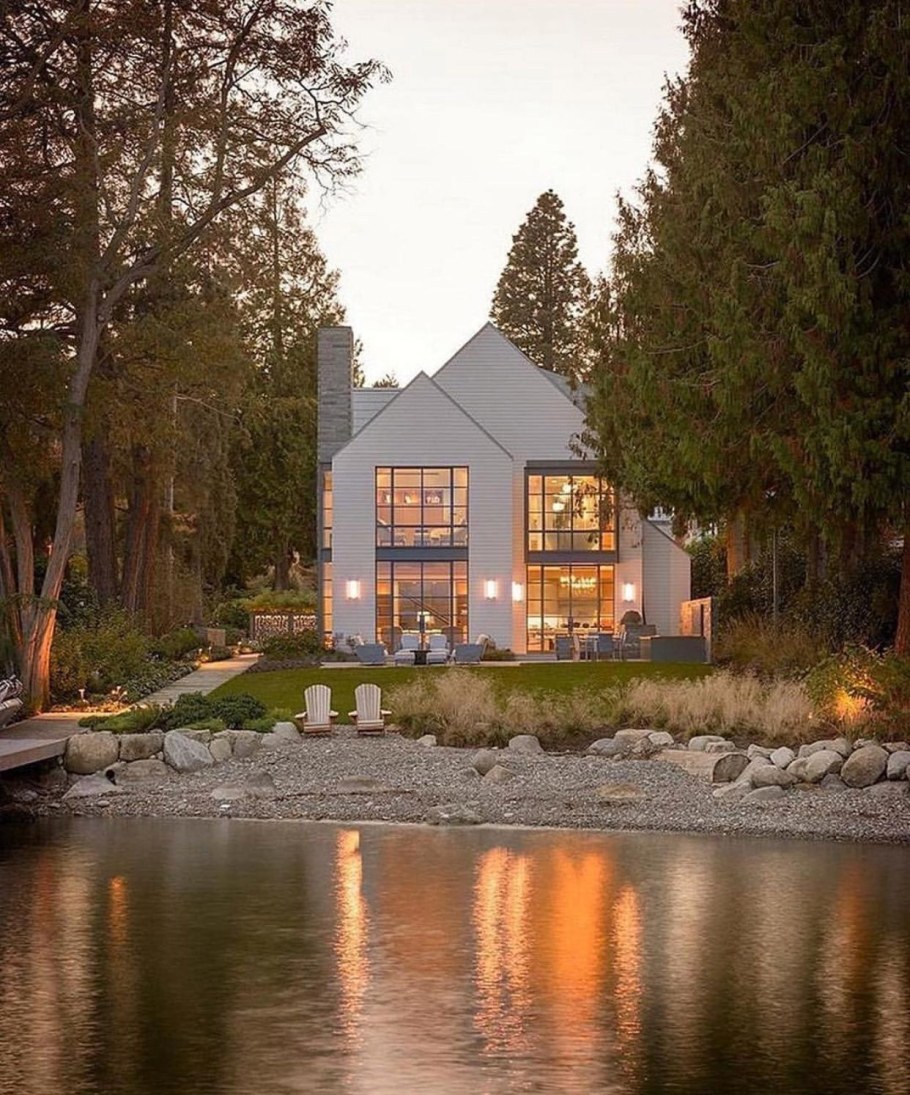 Дом у озера Солнечногорский район