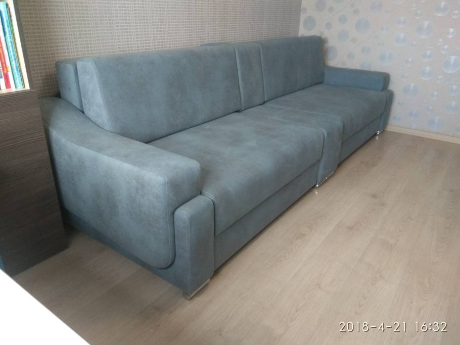 Диван с раздельными спальными местами