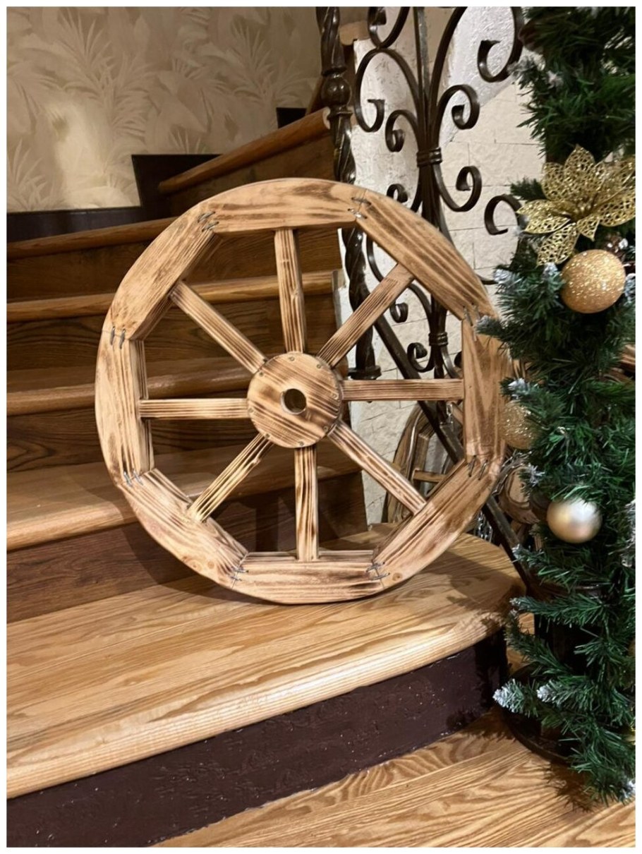 Цветочницы из дерева для сада