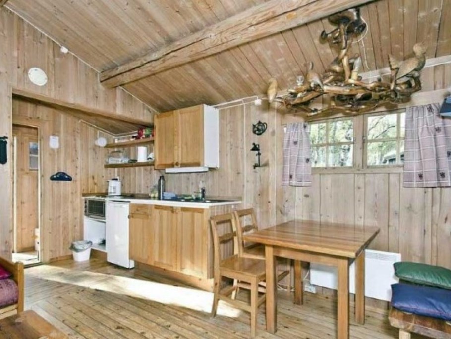 Гостиная Прованс Кантри в бревенчатом доме