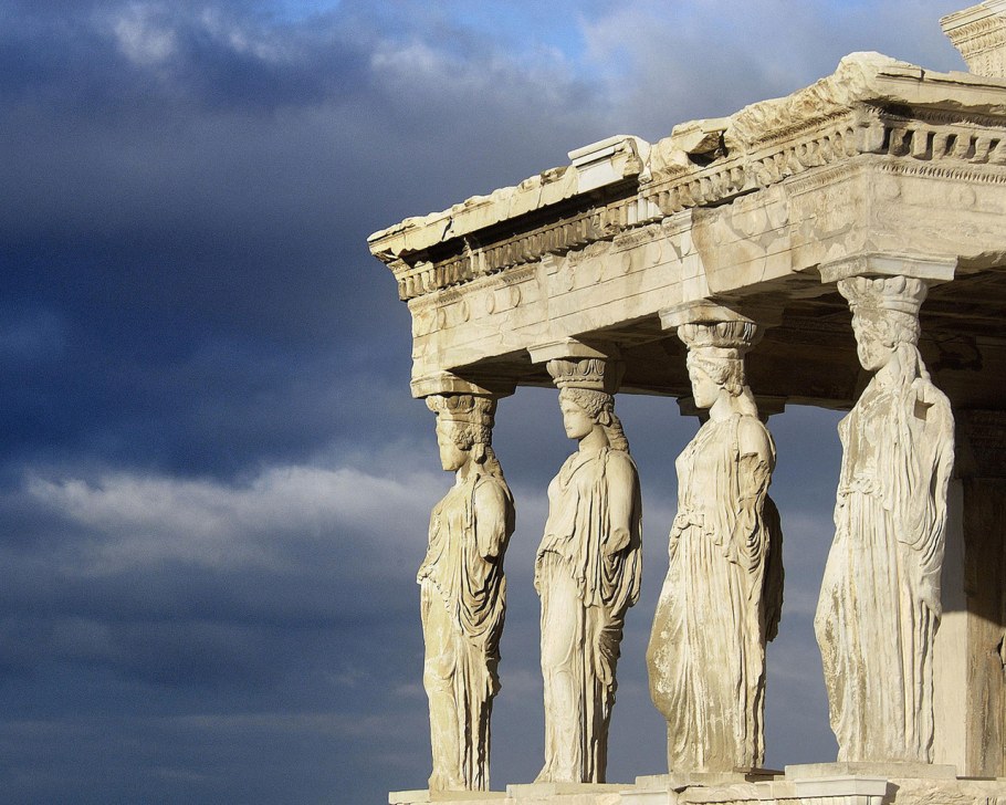 Кариатида Акрополь фото без фона