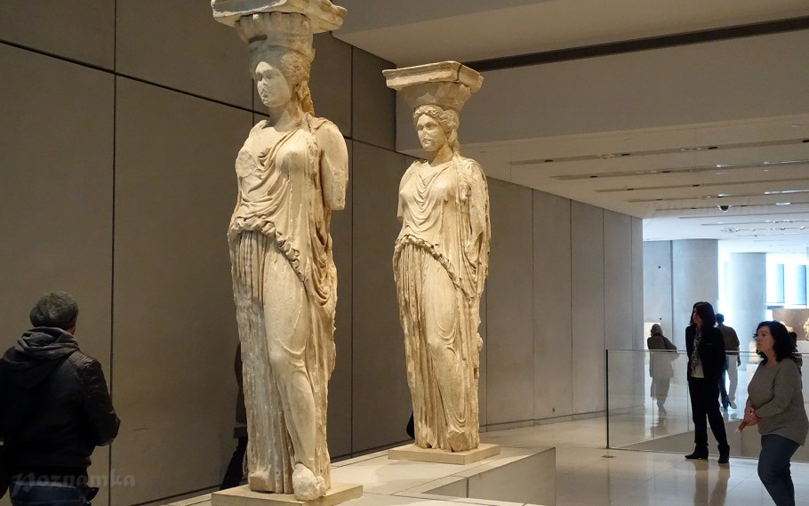 Афины Акрополь статуи кариатид