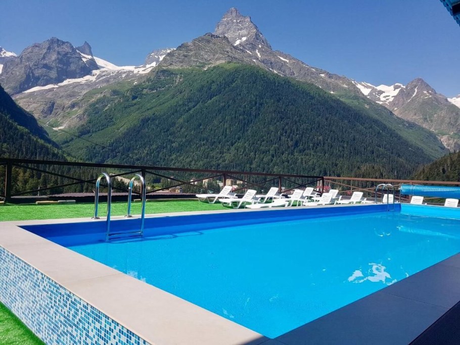 Вершина апарт Домбай