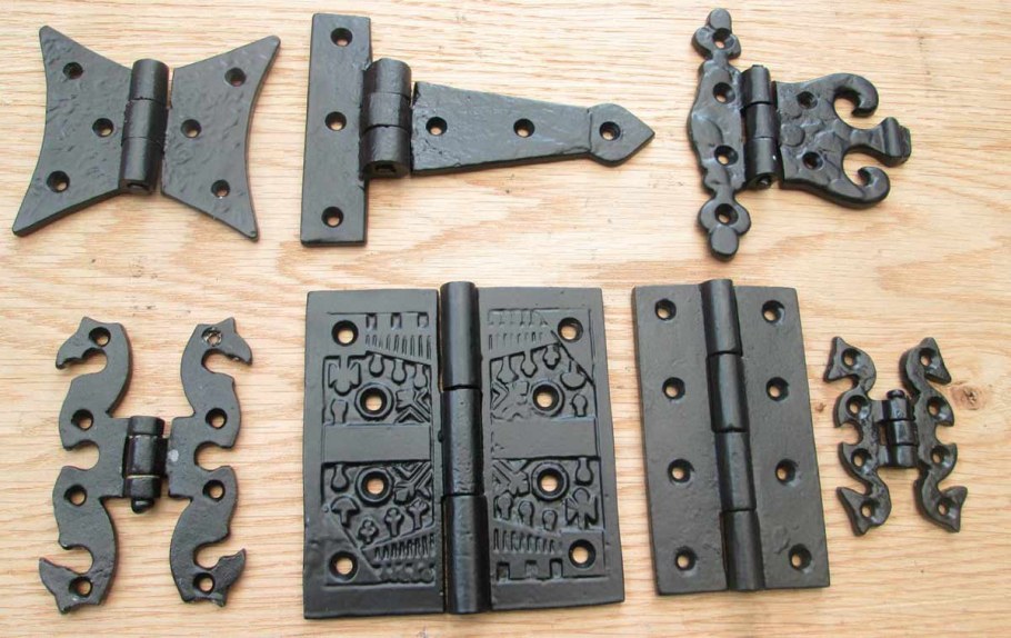 Антресольные петли с доводчиком