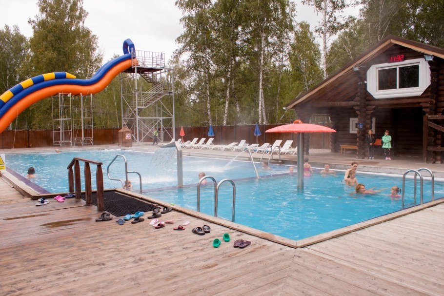 Бассейн Баден Баден в Кургане