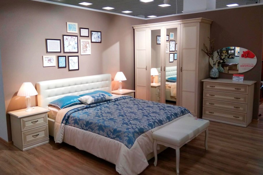 Комод из натурального дерева