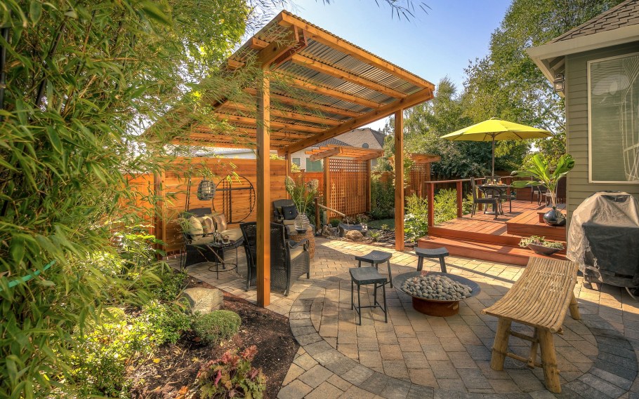 Площадка под барбекю на даче