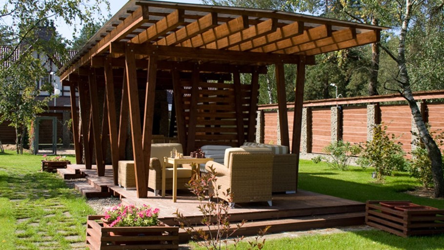 Зона патио барбекю пергола Лесной стиль