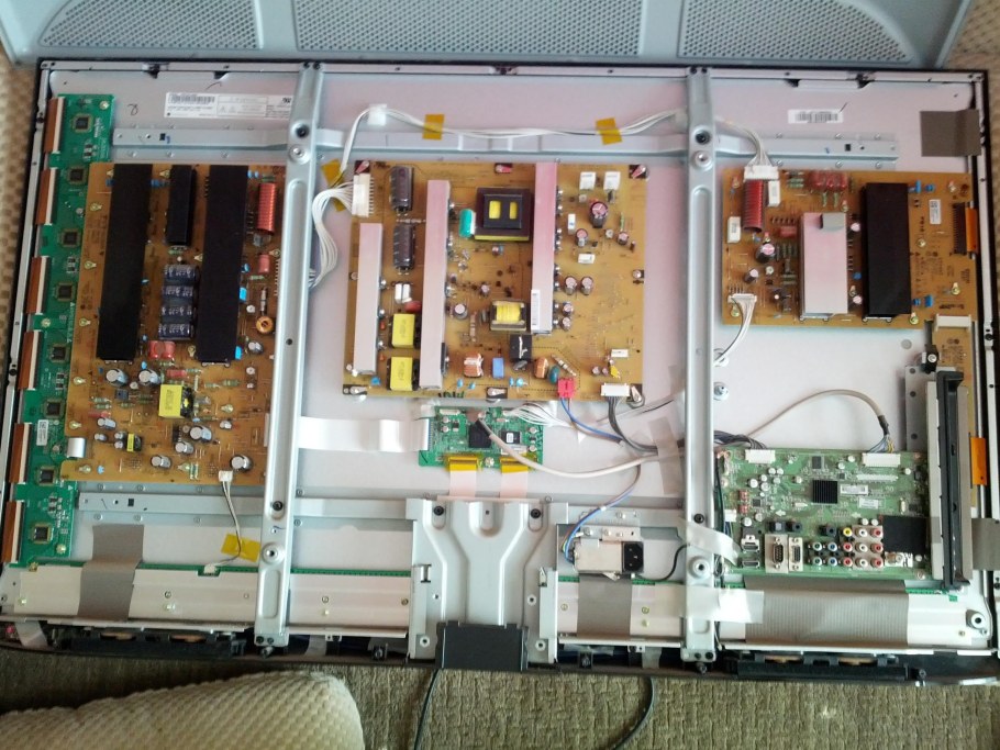 П44 трешка гостиная и Холл