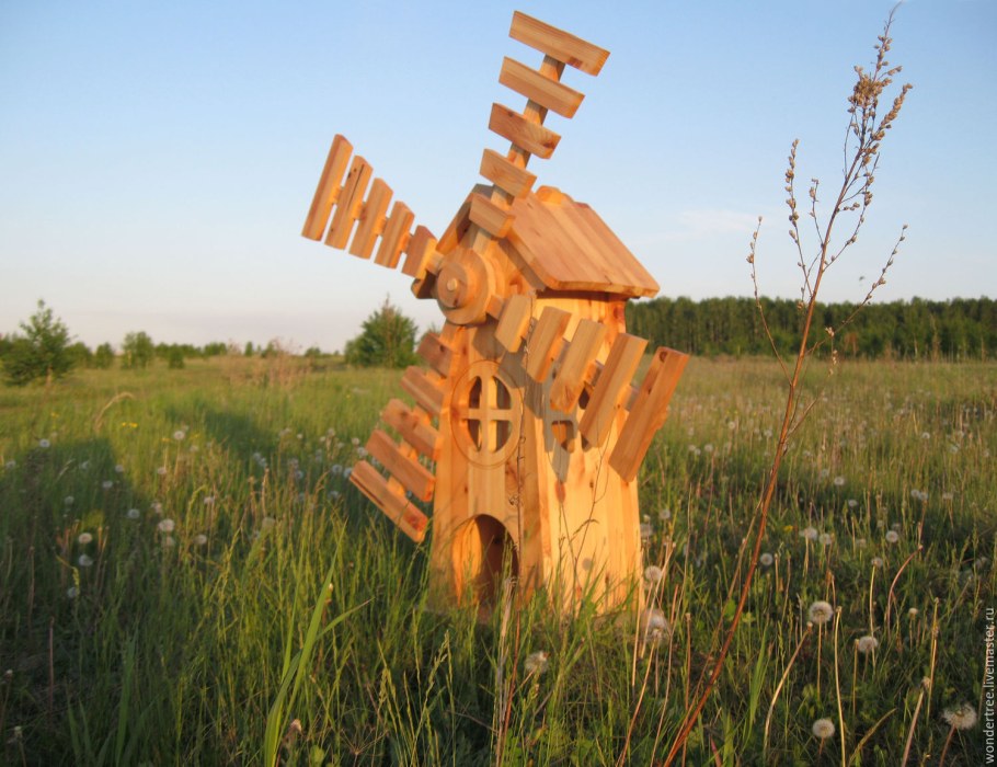 Декоративные домики и мельницы для сада