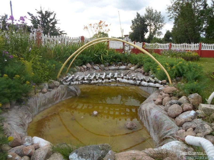 Мини пруд из ванны