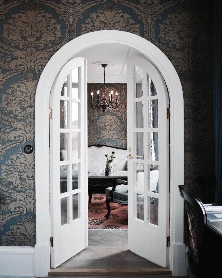Межкомнатная арочная дверь