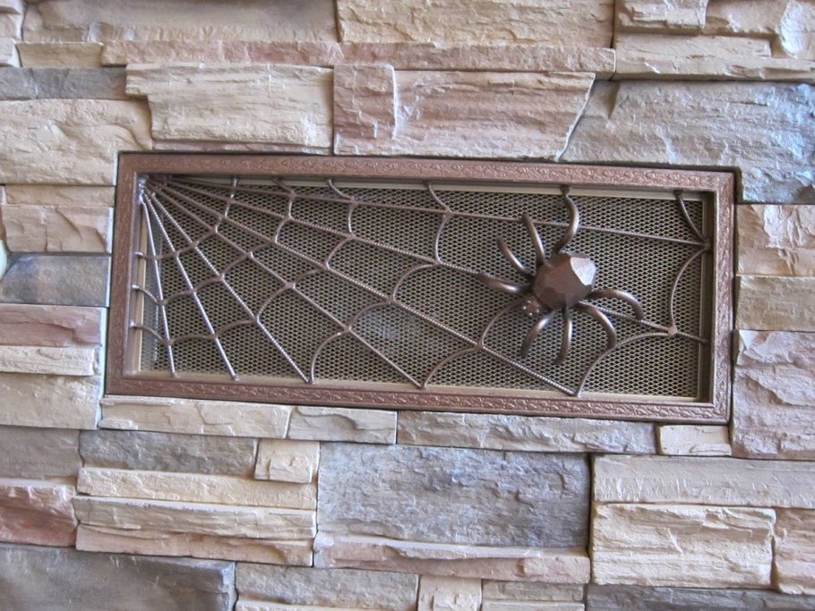 Сайдинг с вентиляционными отверстиями