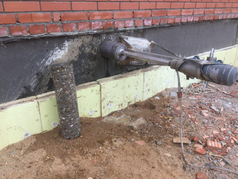 Вентиляция в ленточном фундаменте диаметр отверстия