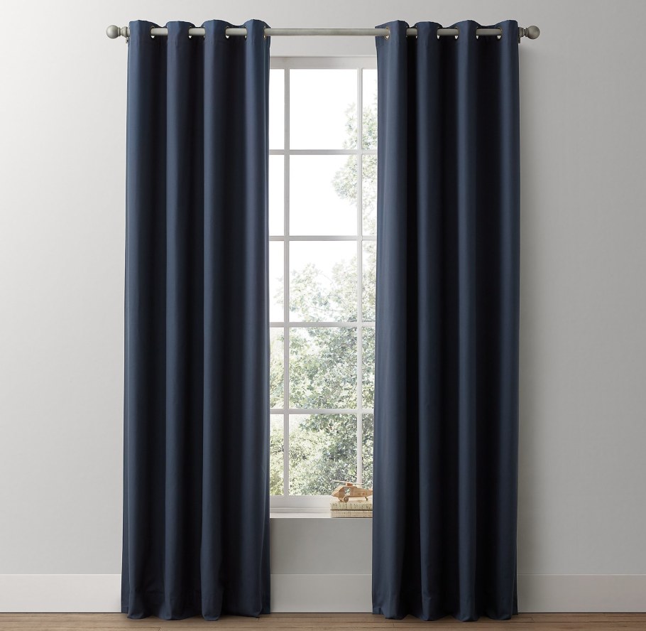 Плотные шторы в спальню светонепроницаемые