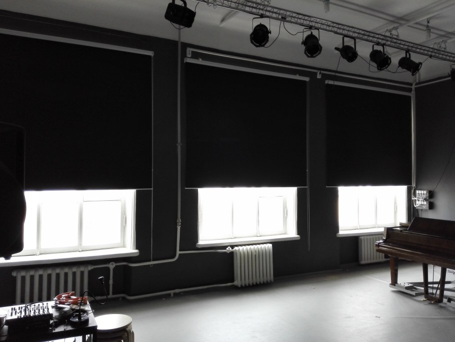 Штора Seasons Blackout