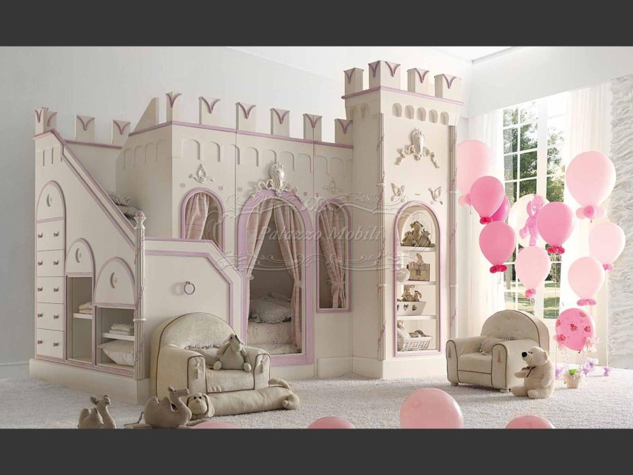 Savio Firmino замок