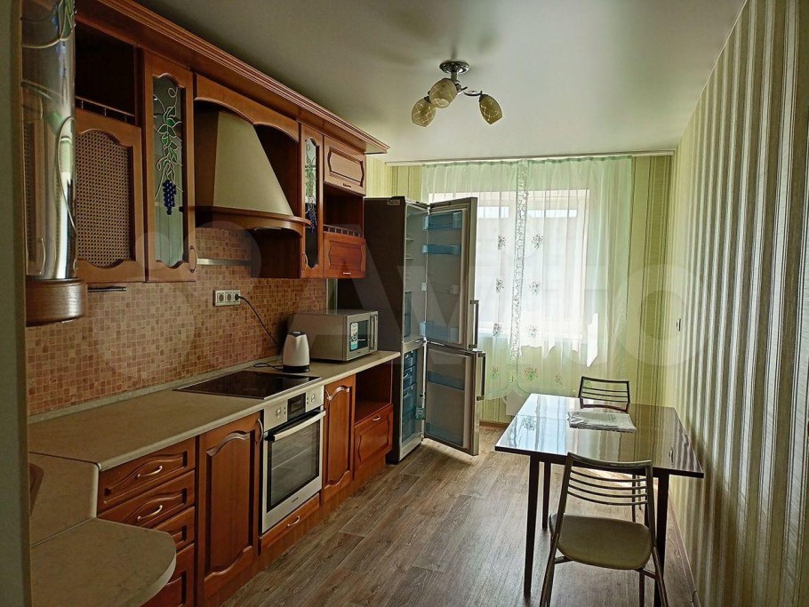 Михаил БРИК