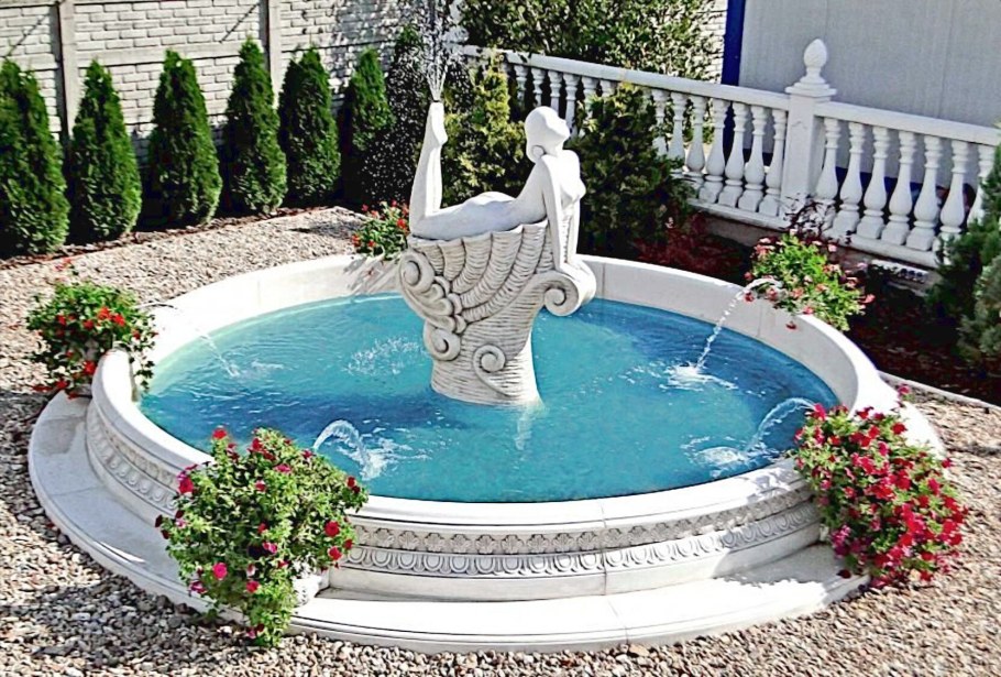 Декоративный уличный фонтан