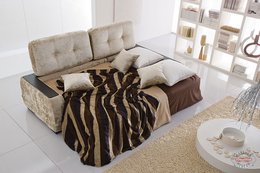 Диван Люмьер 8 марта