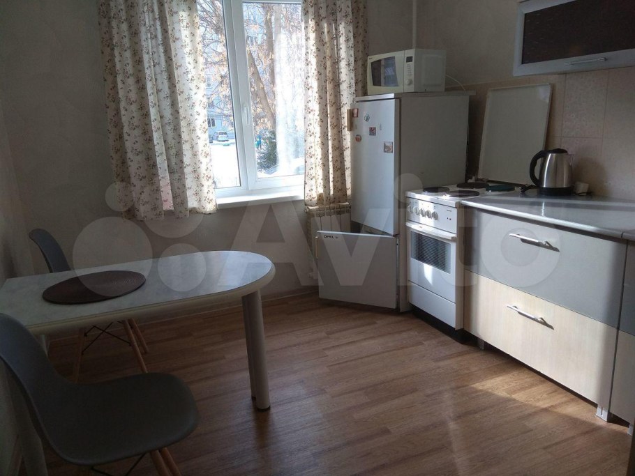 Зал в квартире без мебели